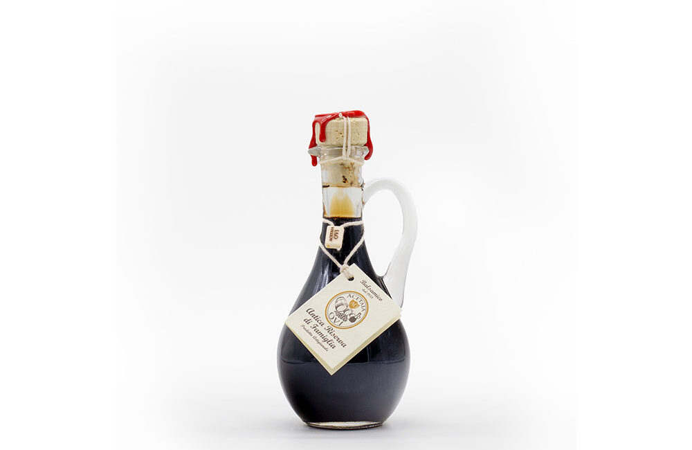 antica riserva bottle